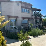 Elia Vlorë