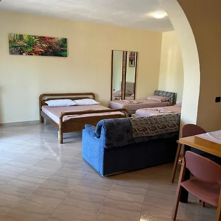 Apartman Elia *