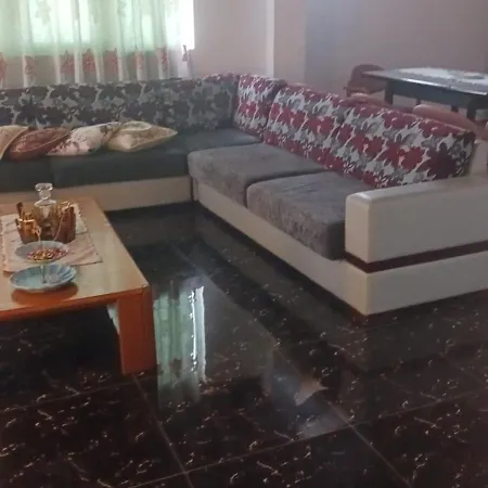 Elia Apartman