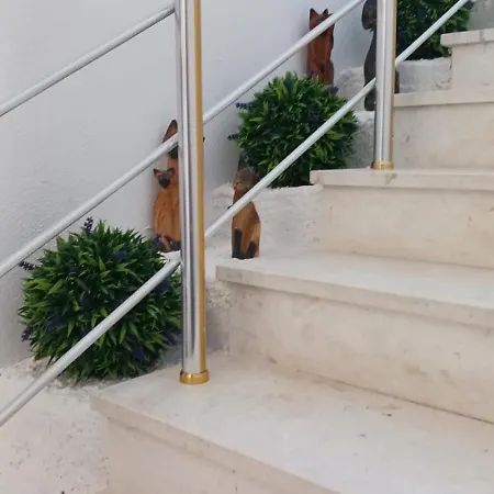 Elia Apartman