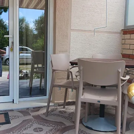 Elia Apartament Wlora