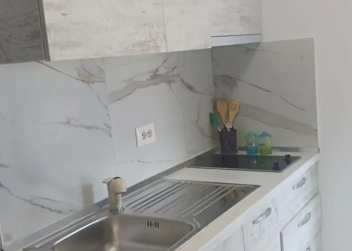 Elia Apartament