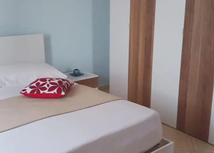 Apartament Elia