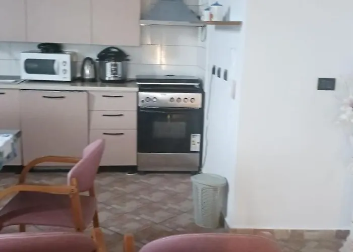 Apartament Elia *