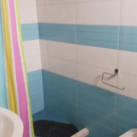 Elia Apartament *